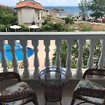 Apartment студио сънрайз а28,