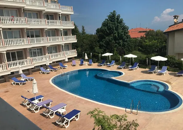 студио сънрайз а28, Apartment Lozenets